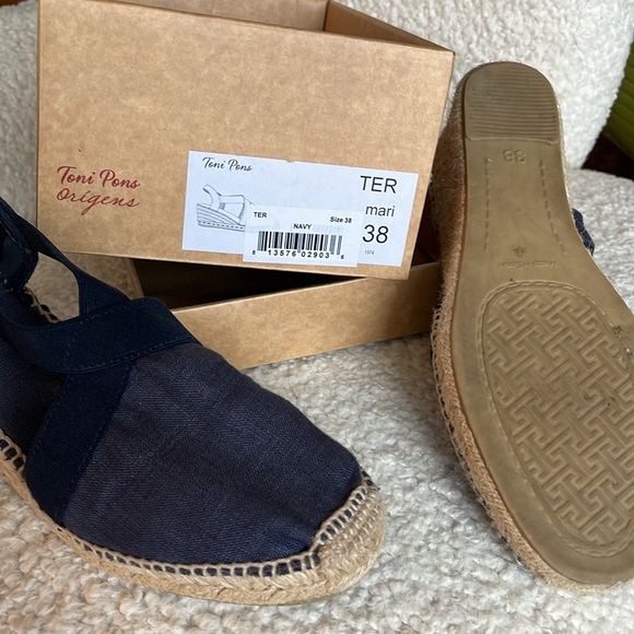 Navy espadrilles. - Picture 2 of 3